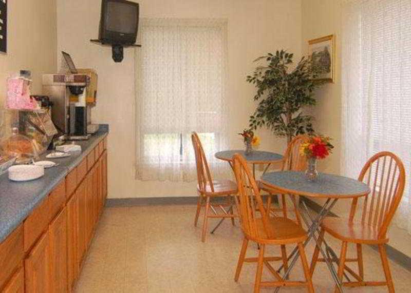 Rodeway Inn Woodbridge Nhà hàng bức ảnh